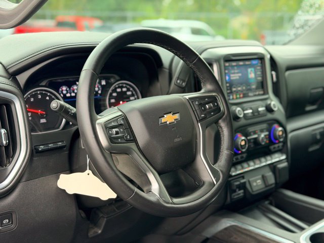 Used 2021 Chevrolet Silverado 1500 LTZ w/ Technology Package AWD/4WD image 10