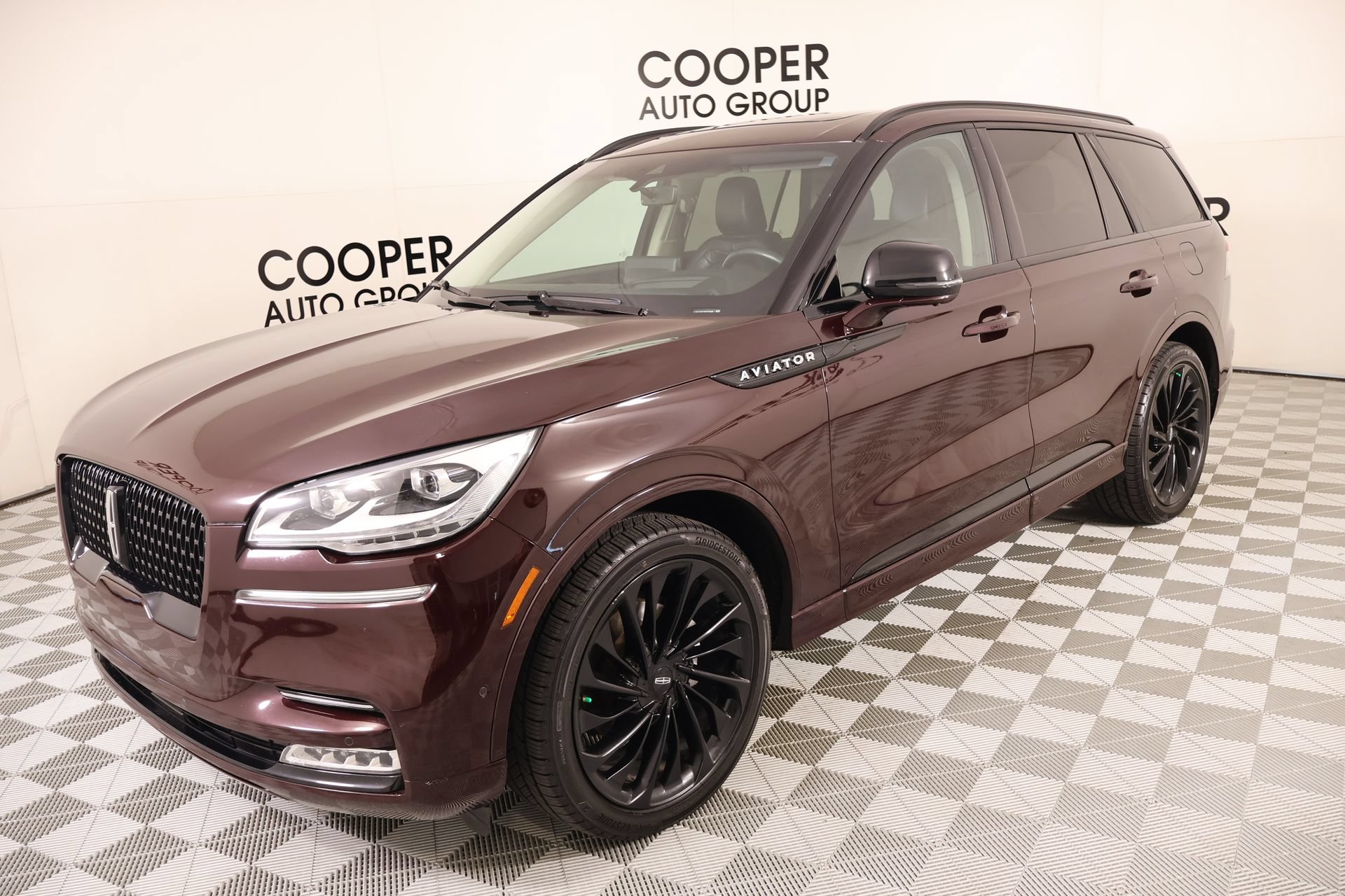 Certified 2023 Lincoln Aviator Reserve w/ Equipment Group 201A AWD/4WD image 11