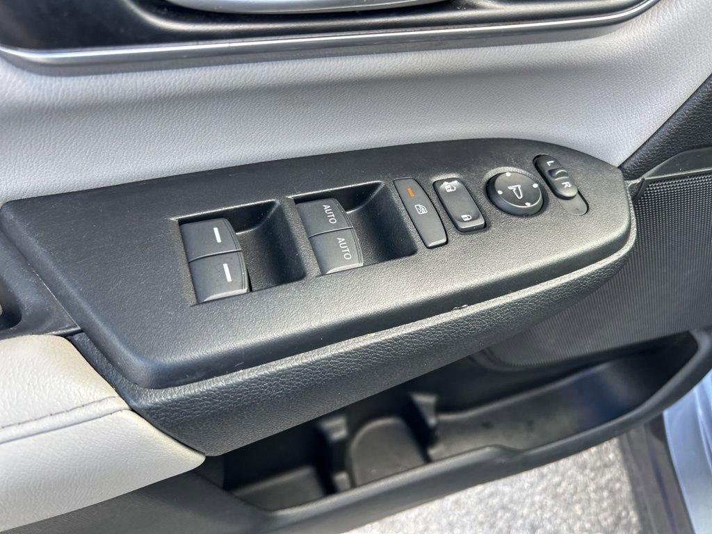 Used 2021 Honda CR-V Touring image 37