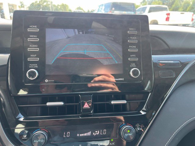 Used 2024 Toyota Camry SE FWD image 10