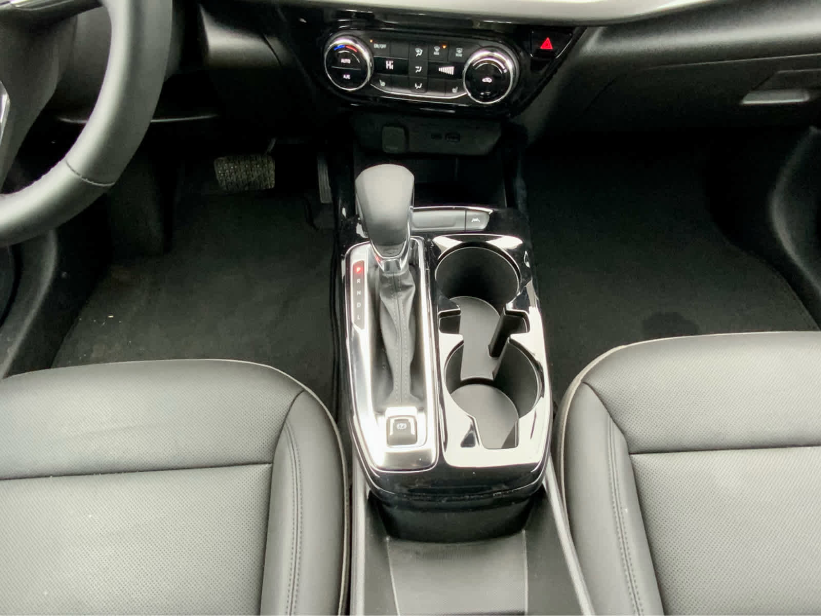 Certified 2025 Chevrolet Trax ACTIV image 41