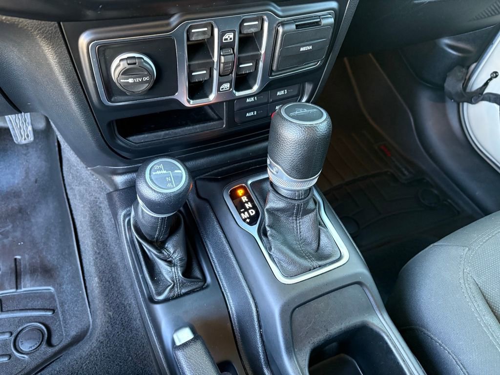 Used 2020 Jeep Gladiator Sport w/ Quick Order Package 24S image 24