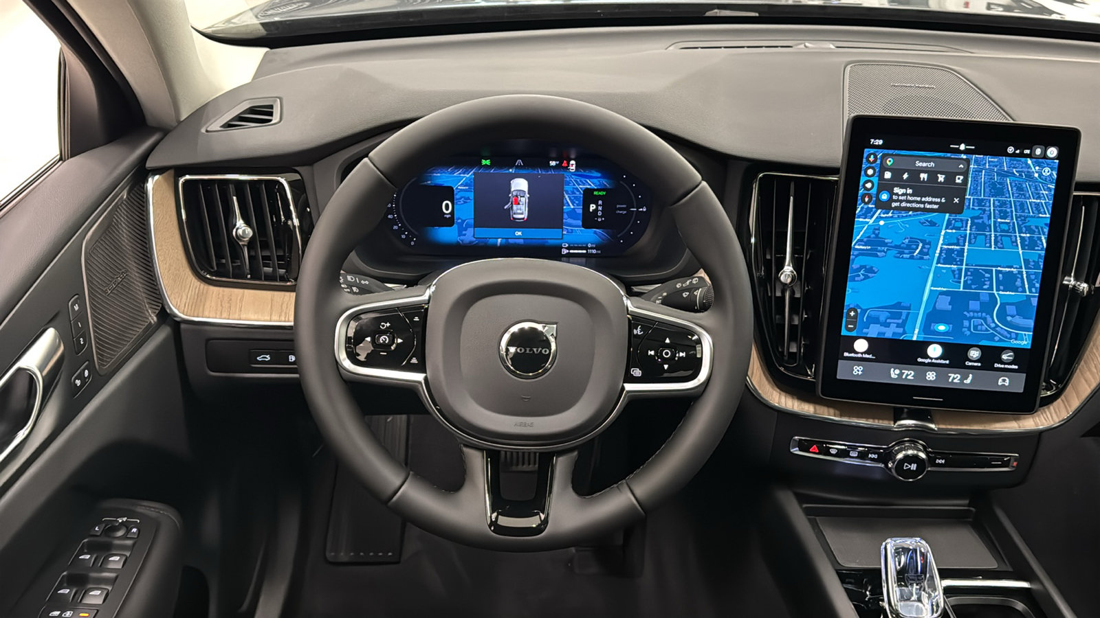 New 2027 Volvo XC60 T8 Plus AWD/4WD image 12