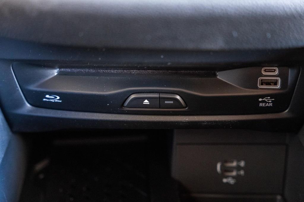 New 2026 Chrysler Pacifica Pinnacle image 25