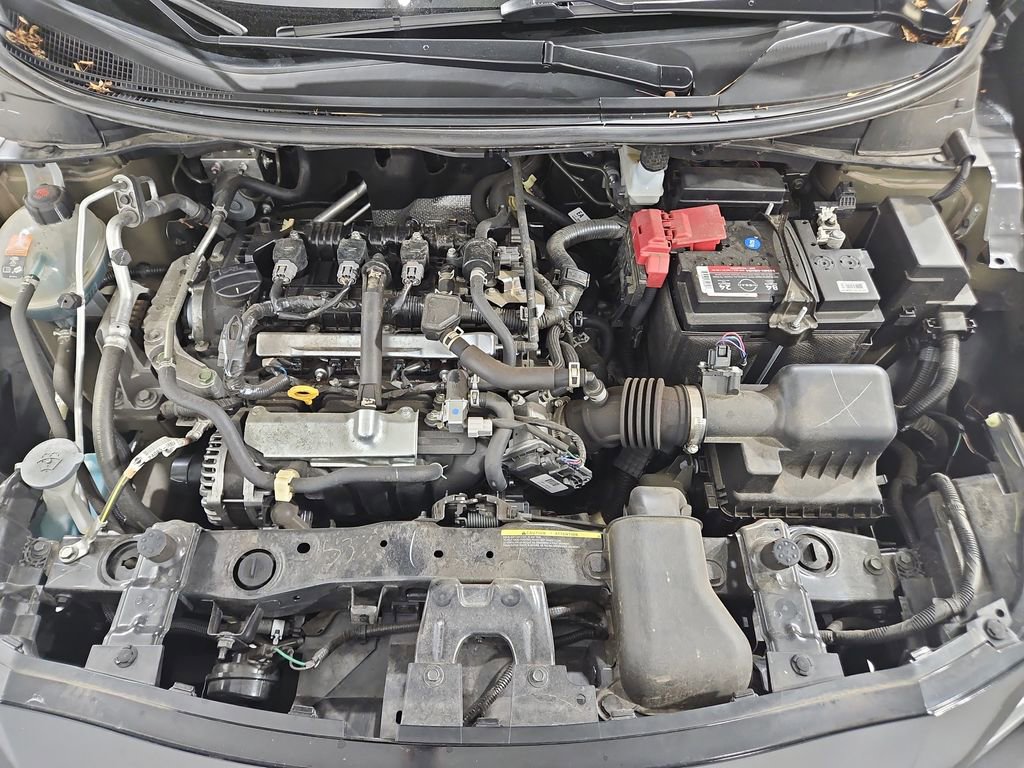 Used 2022 Nissan Versa SV w/ Trunk Package image 21