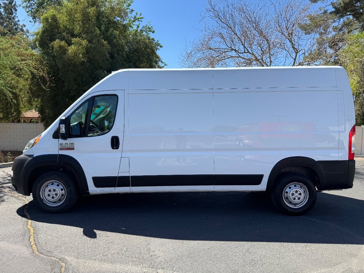 Used 2022 RAM ProMaster 2500 w/ Interior LED Lighting Group FWD image 4