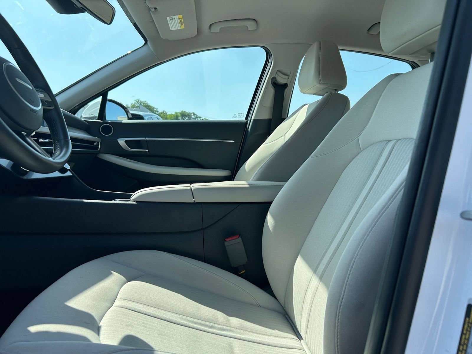 Used 2025 Hyundai Sonata SEL FWD image 22