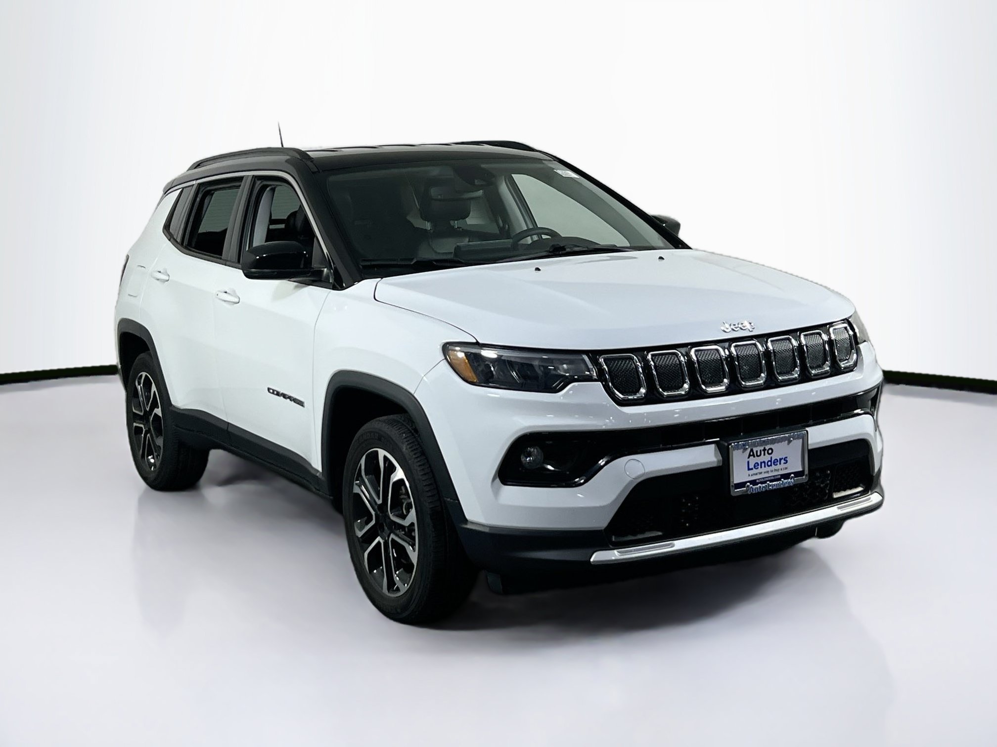 Used 2022 Jeep Compass Limited AWD/4WD image 3