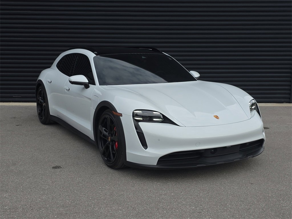 Certified 2023 Porsche Taycan 4S image 9