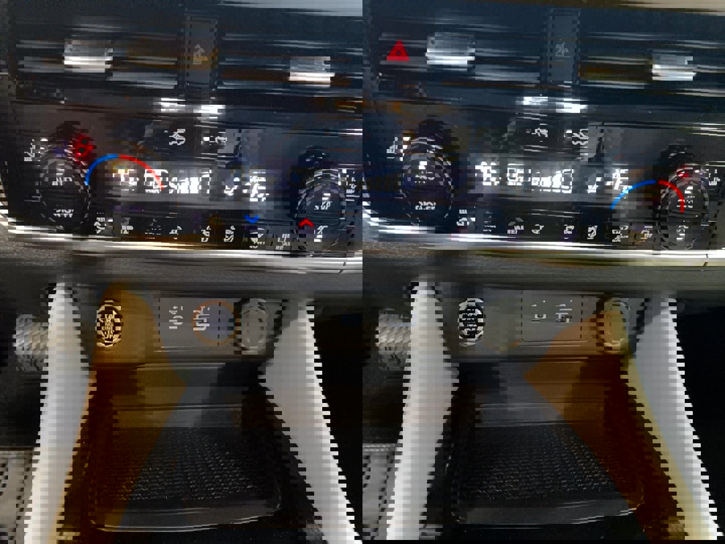 Used 2023 Nissan Rogue SL w/ SL Premium Package image 12