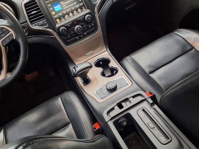 Used 2015 Jeep Grand Cherokee Limited w/ Luxury Group II image 13