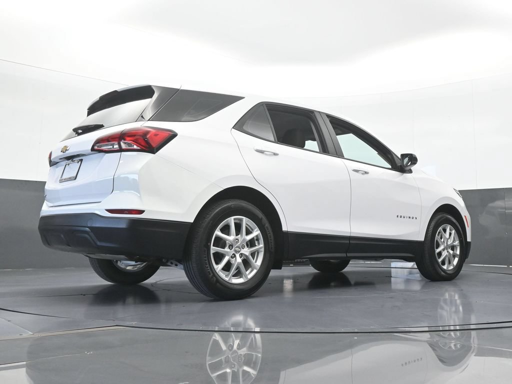 Used 2023 Chevrolet Equinox LS FWD image 55
