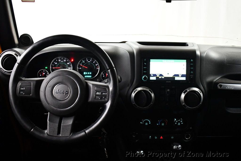 Used 2012 Jeep Wrangler Unlimited Sahara image 26