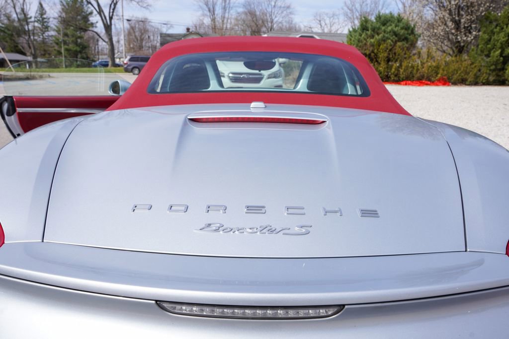 Used 2015 Porsche Boxster S image 16