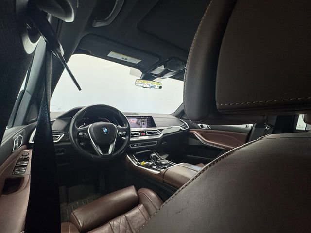 Used 2020 BMW X5 xDrive50i w/ Executive Package image 39