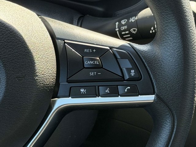 Used 2024 Nissan Sentra SV FWD image 23