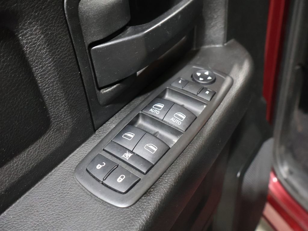 Used 2019 RAM 1500 Express w/ Express Value Package image 15