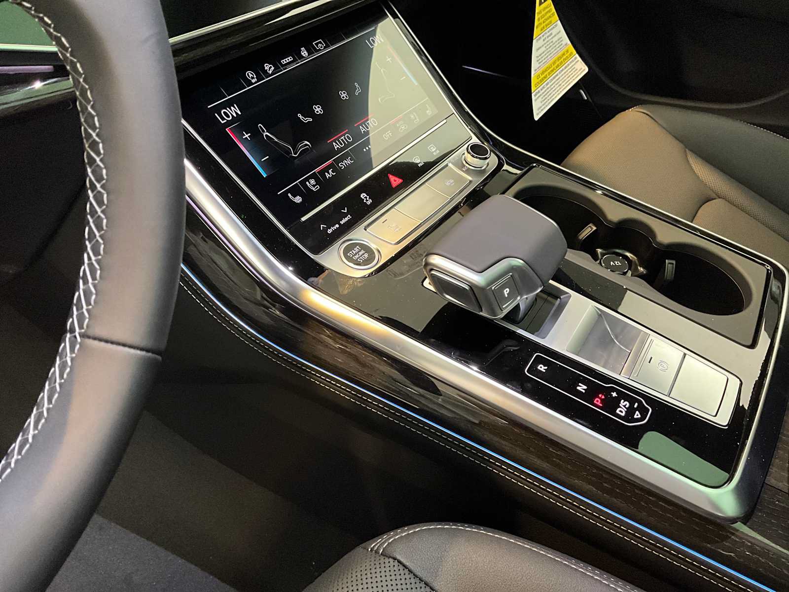 Used 2023 Audi Q8 Premium Plus AWD/4WD image 12