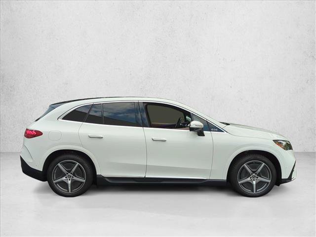 Used 2026 Mercedes-Benz EQE 320 4MATIC SUV image 4