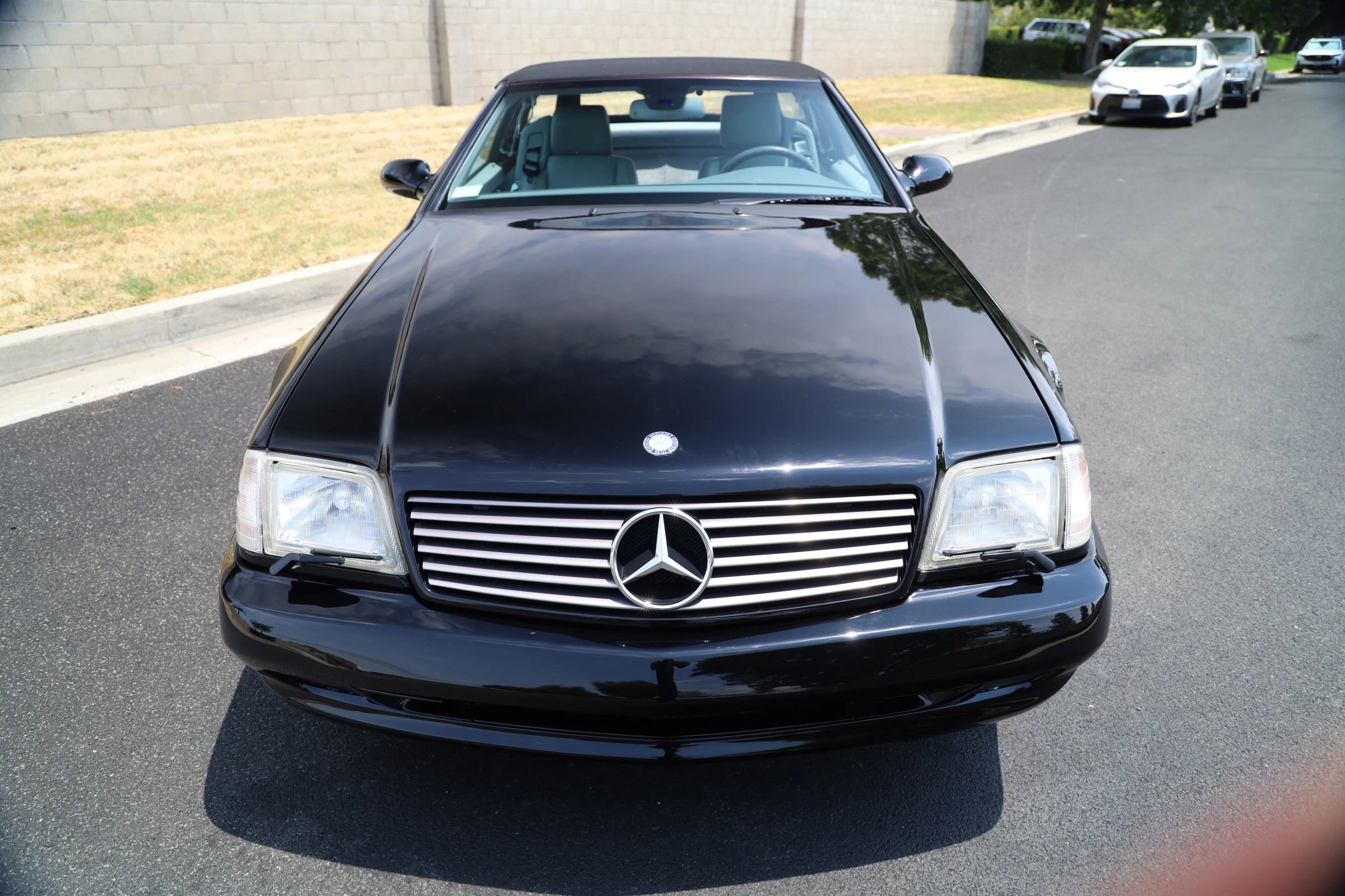 Used 2001 Mercedes-Benz SL 500 image 3