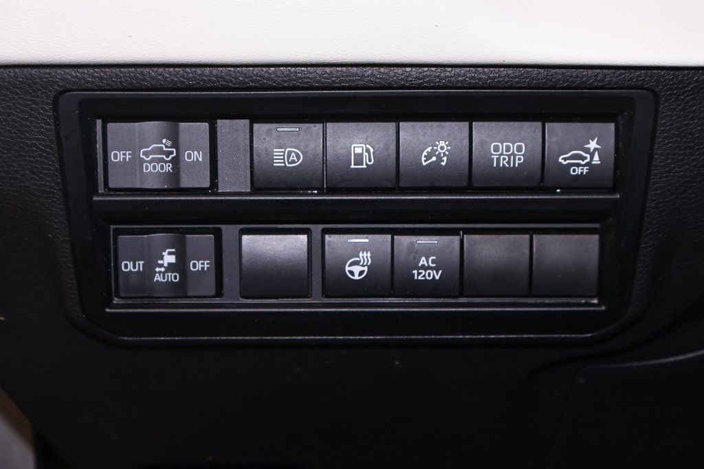 Used 2023 Toyota Tundra Capstone image 29