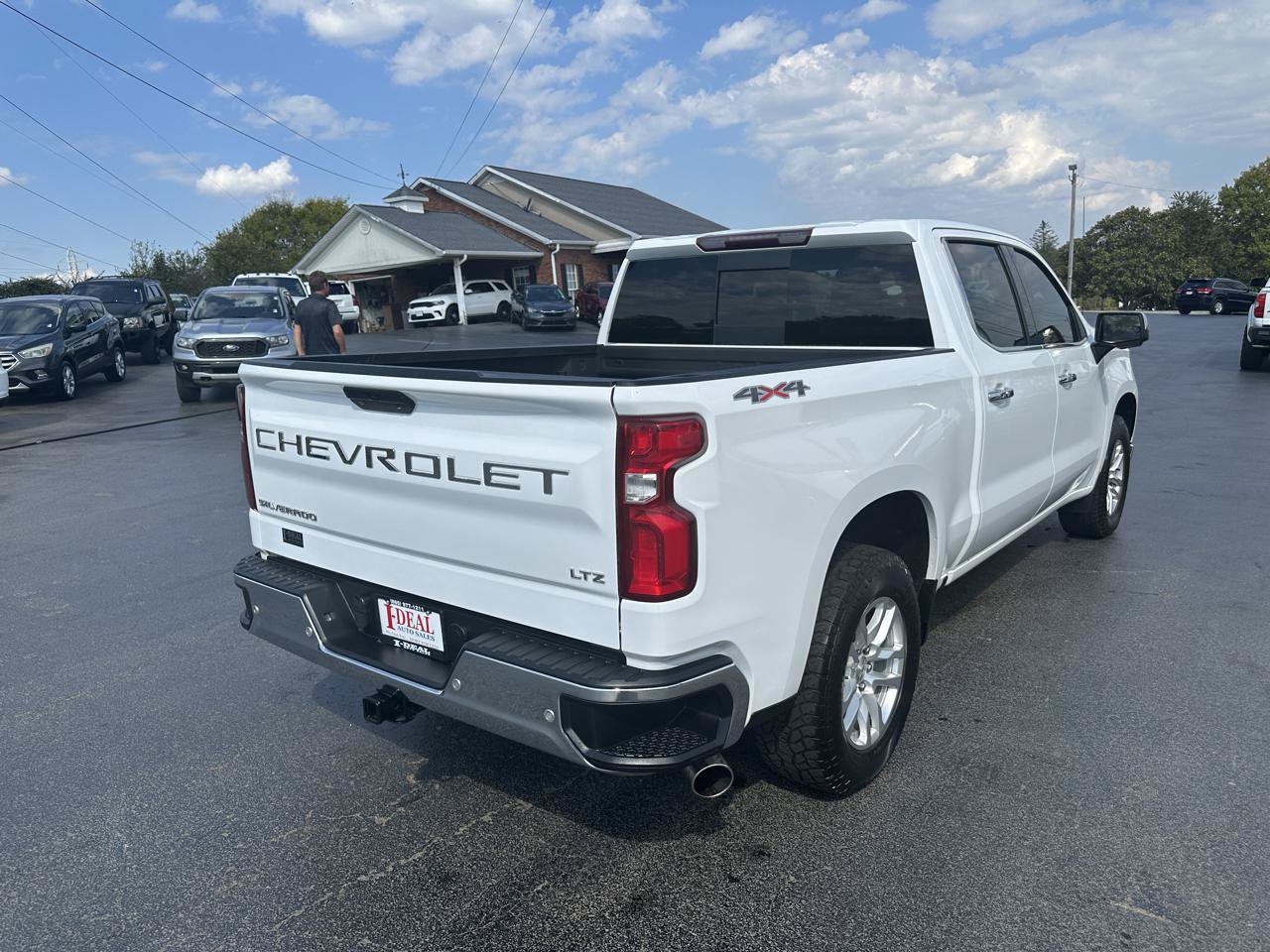 Used 2021 Chevrolet Silverado 1500 LTZ w/ LTZ Convenience Package II AWD/4WD image 4