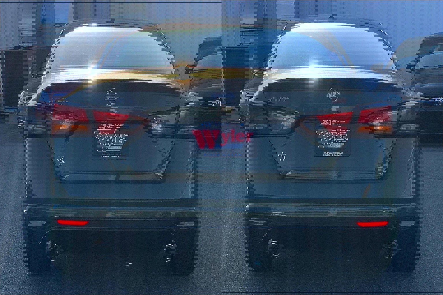 New 2025 Nissan Altima 2.5 SR w/ SR Premium Package image 4