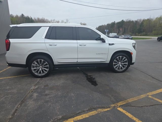 Used 2021 GMC Yukon Denali w/ Denali Premium Package AWD/4WD image 4