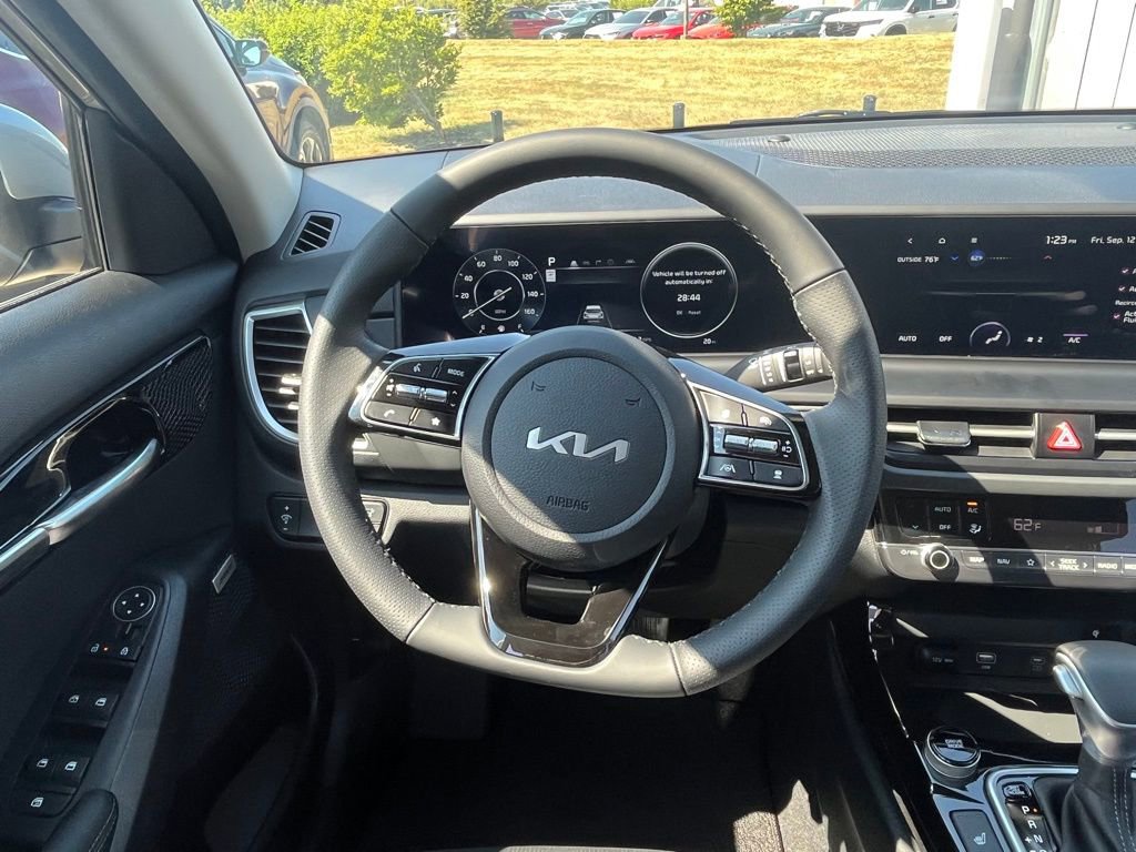 Used 2026 Kia Seltos SX AWD/4WD image 18