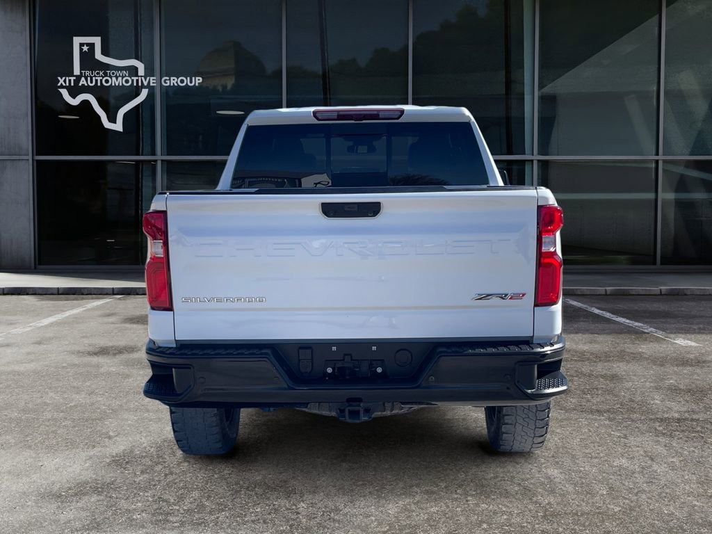 Used 2024 Chevrolet Silverado 1500 ZR2 image 4