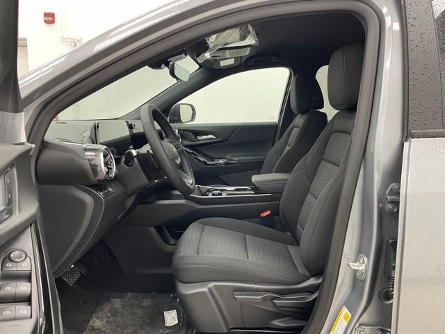 New 2026 Chevrolet Equinox LT w/ Safety and Technology Package AWD/4WD image 9