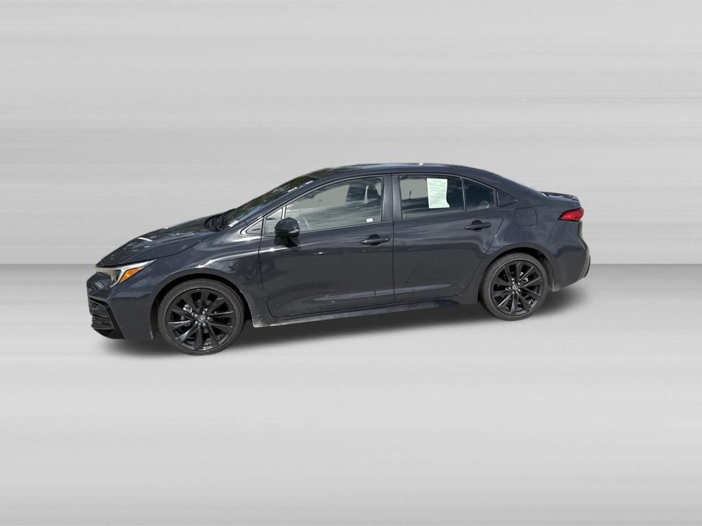 Used 2026 Toyota Corolla SE FWD image 11