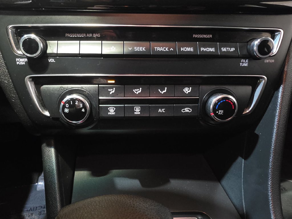Used 2019 Kia Optima LX w/ LX 17" Wheel Package FWD image 16