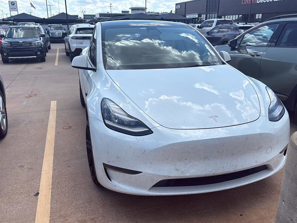 Used 2021 Tesla Model Y Long Range AWD/4WD image 1