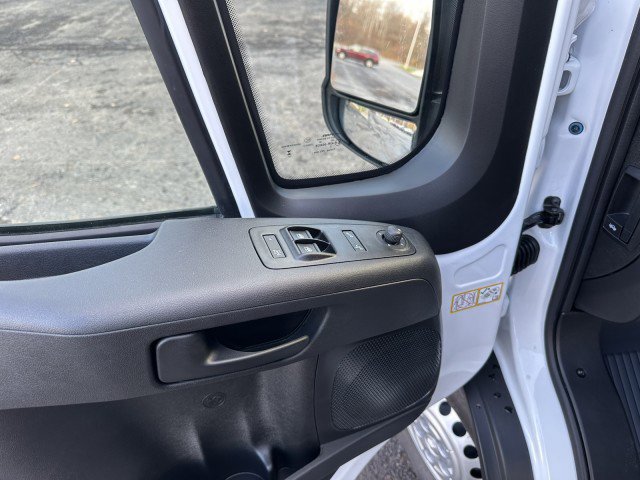 New 2026 RAM ProMaster 2500 w/ Quick Order Package 22G SLT image 12