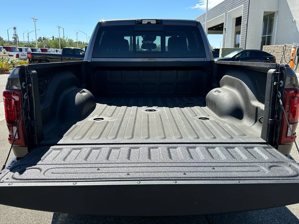 New 2026 RAM 2500 Limited AWD/4WD image 19