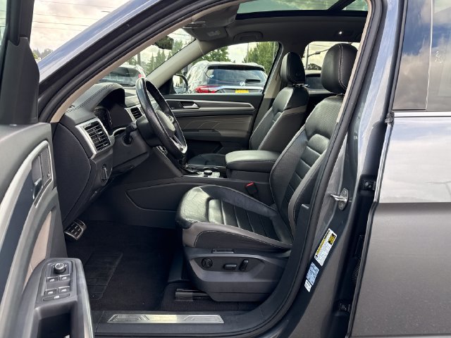 Used 2021 Volkswagen Atlas SEL Premium AWD/4WD image 15