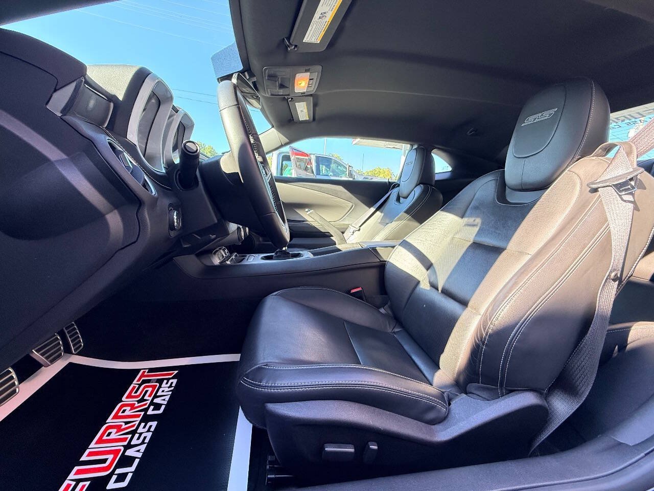 Used 2015 Chevrolet Camaro SS w/ SS Performance Package RWD image 21