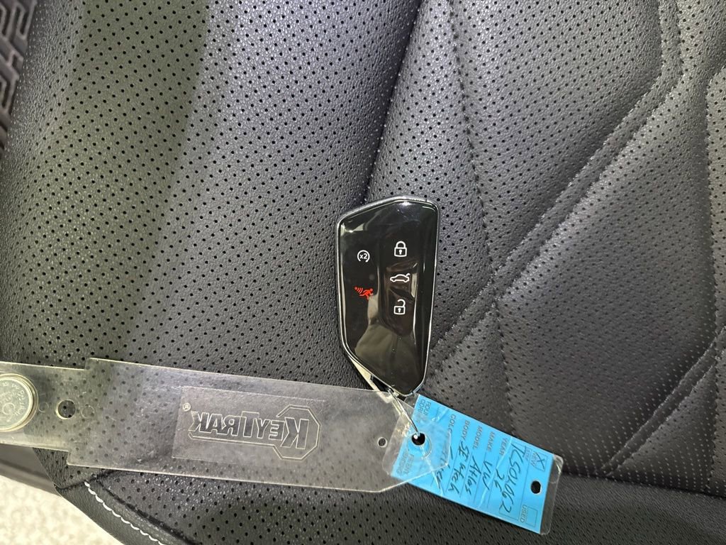 New 2026 Volkswagen Atlas SE image 40