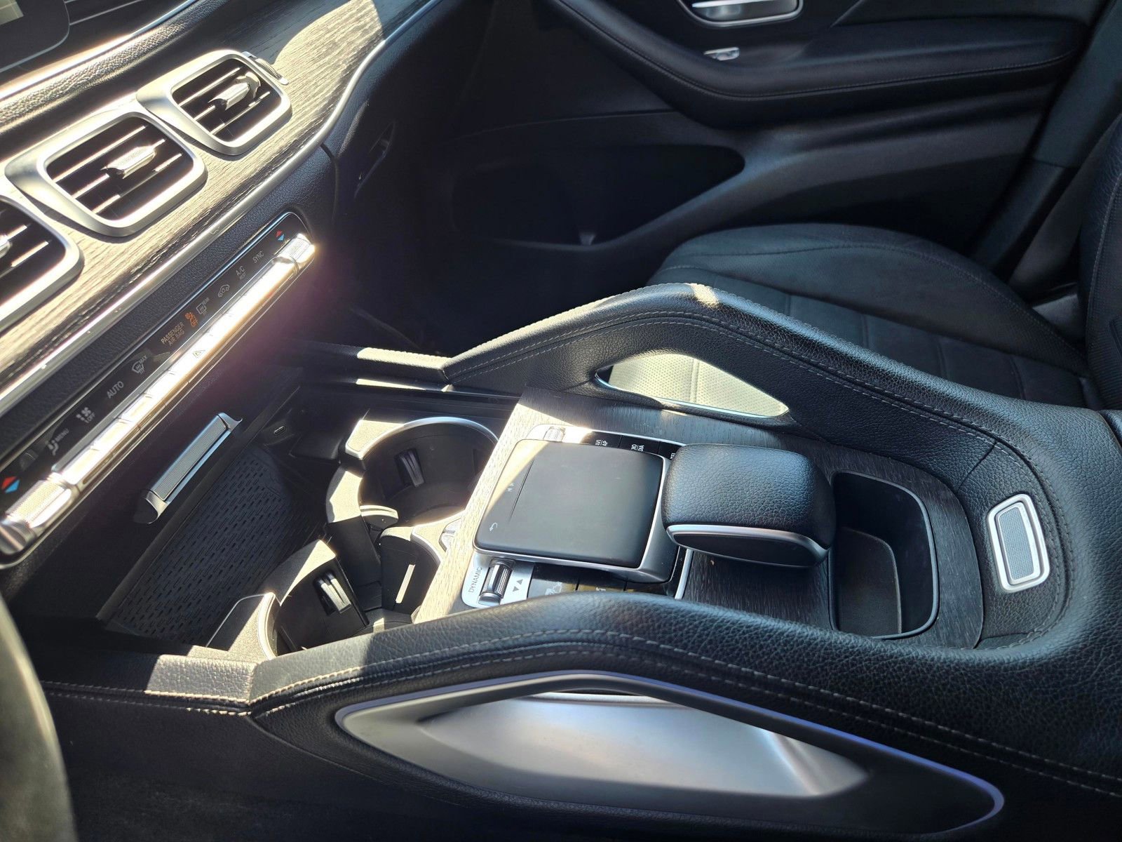 Used 2020 Mercedes-Benz GLE 350 4MATIC image 19