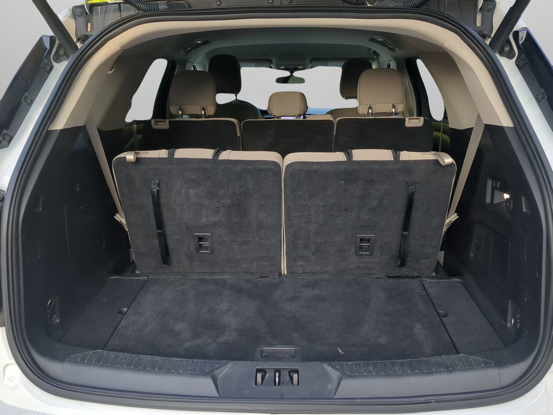 Certified 2021 Ford Explorer 2WD image 46