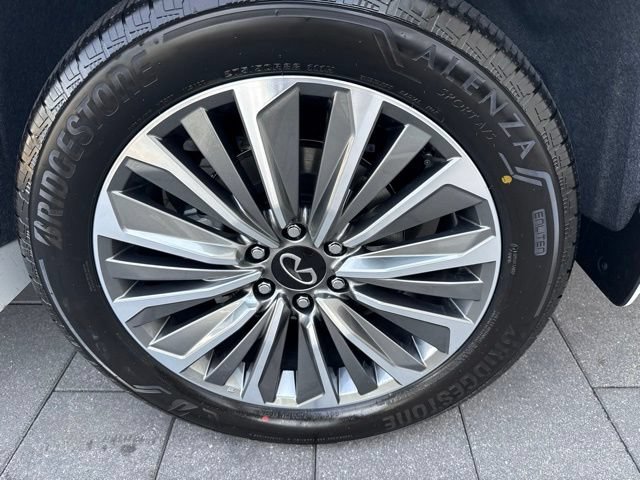 New 2027 INFINITI QX80 Luxe AWD/4WD image 9