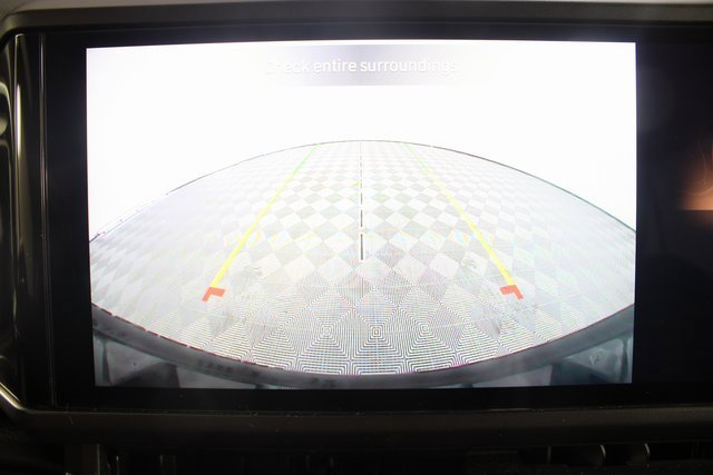 Used 2025 Jeep Wrangler Unlimited Sahara image 3