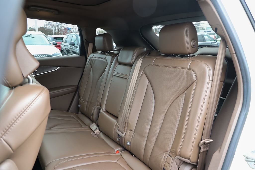 Used 2016 Lincoln MKX Reserve w/ Climate Package image 31