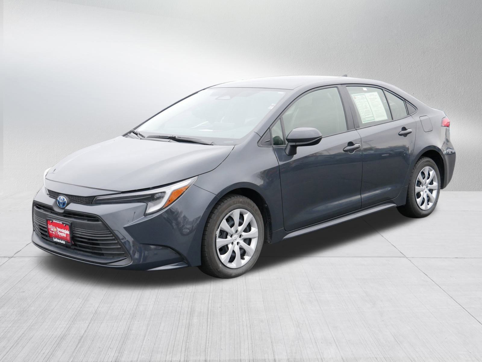 Certified 2024 Toyota Corolla LE image 3