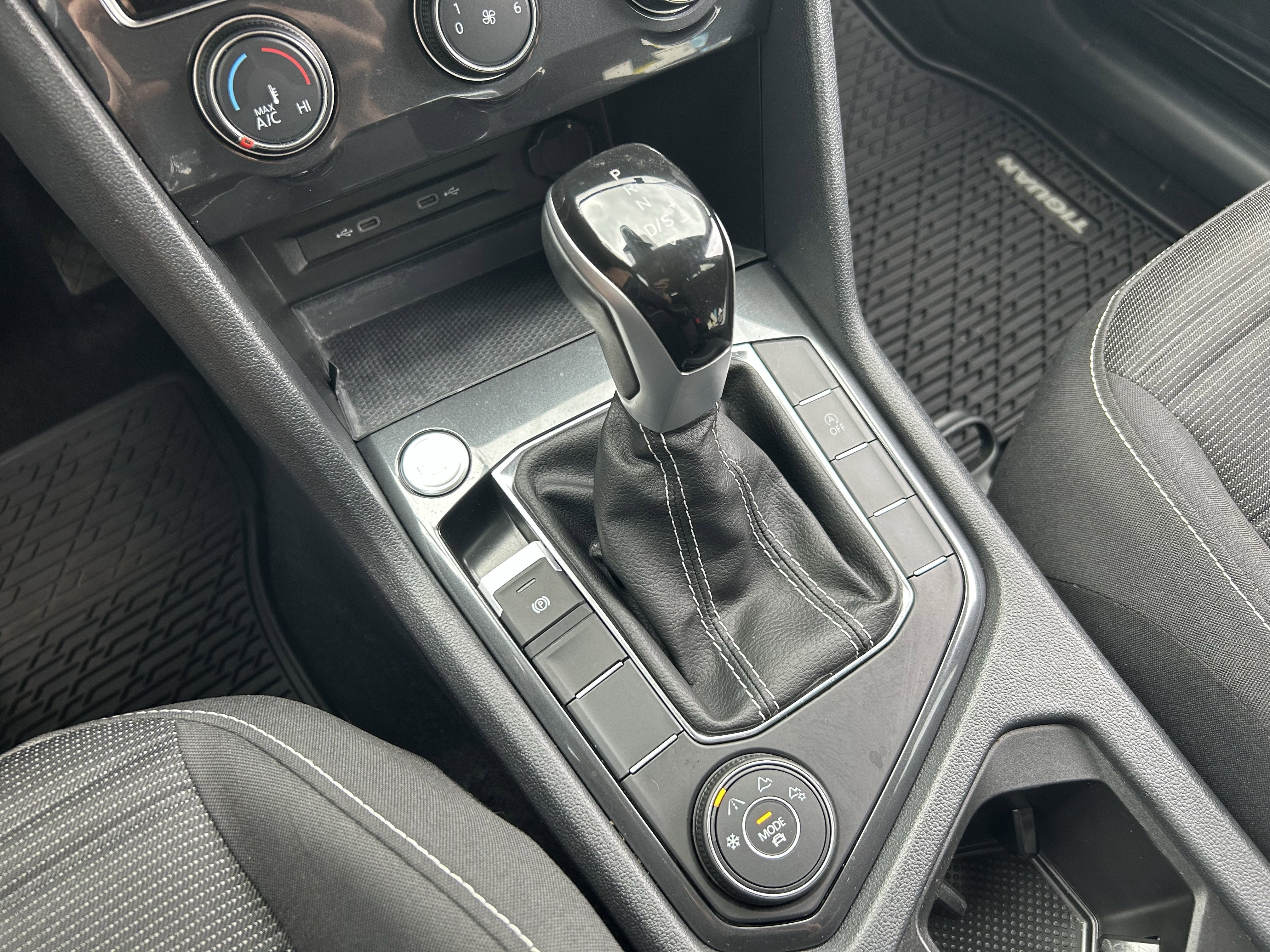 Certified 2024 Volkswagen Tiguan S image 15