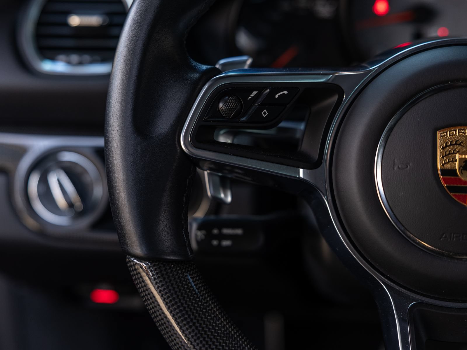 Certified 2024 Porsche 718 Cayman S RWD image 41