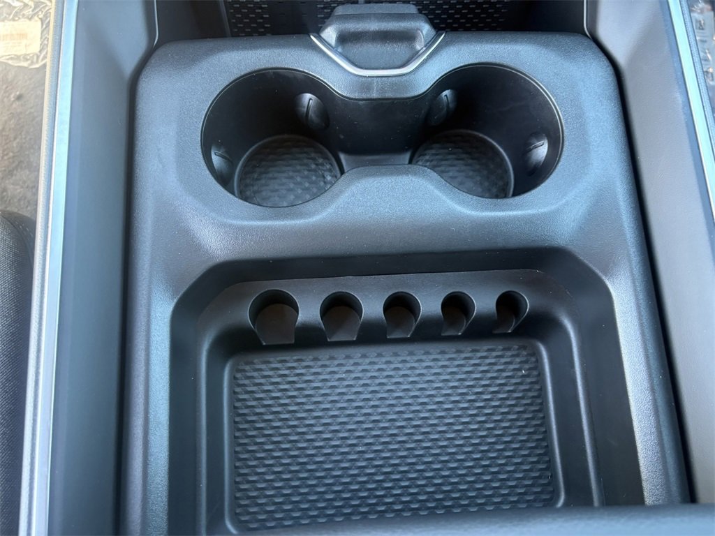 New 2026 RAM 1500 4x4 Crew Cab image 29