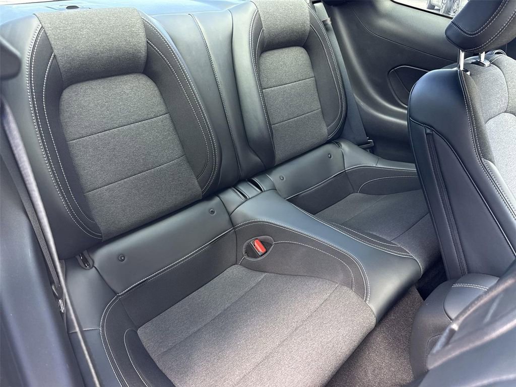 Used 2025 Ford Mustang Coupe RWD image 23