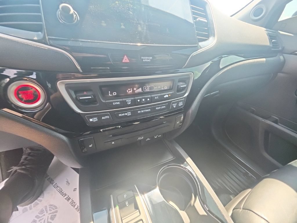 Used 2020 Honda Pilot Touring image 23